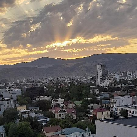 Flat Appartement Tbilisi Buitenkant foto