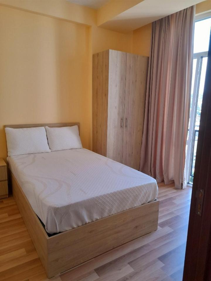 Flat Appartement Tbilisi Buitenkant foto